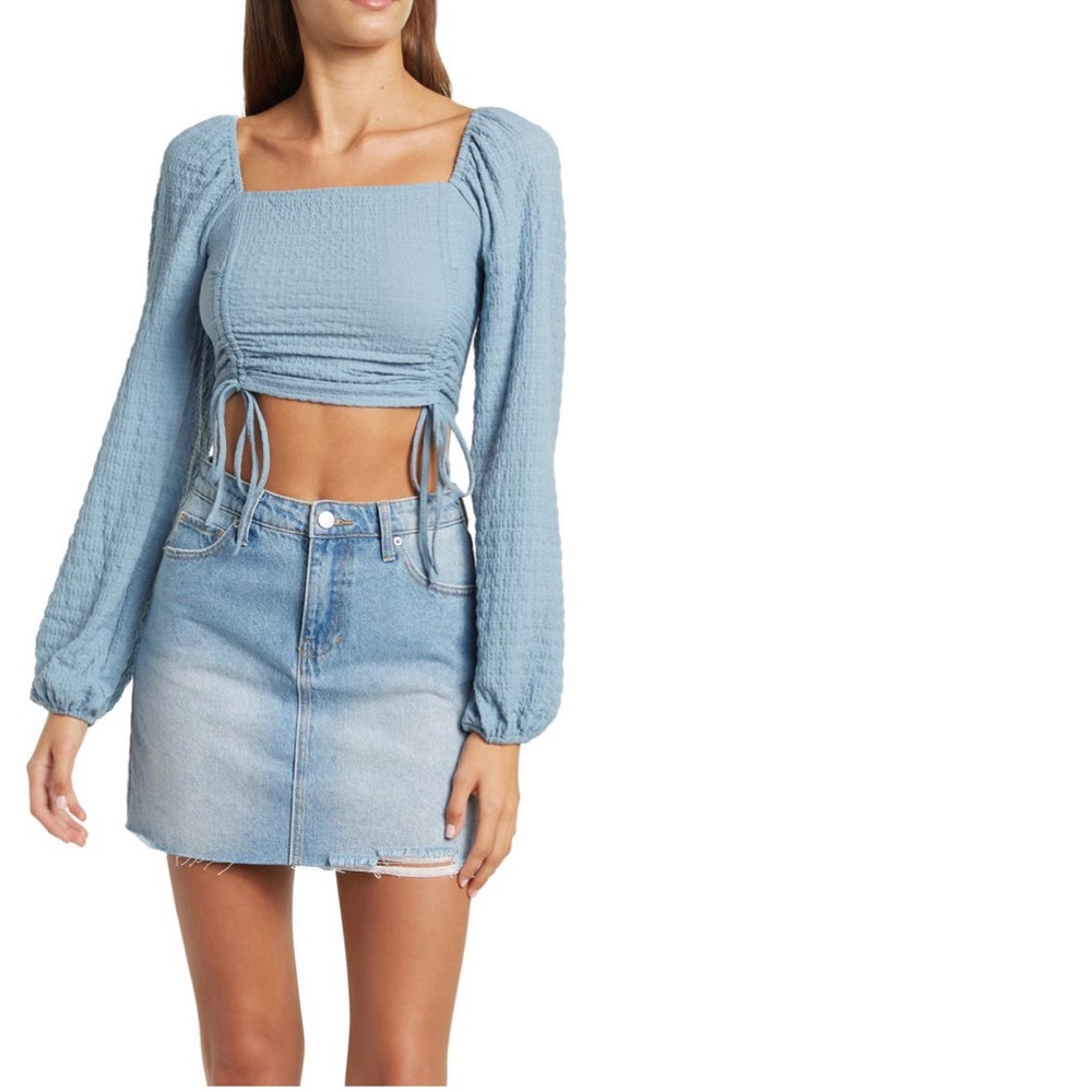 Long sleeve crop top med worn once